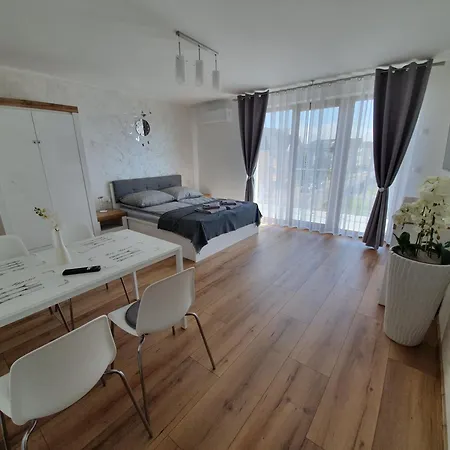 Apartment Alexandra *